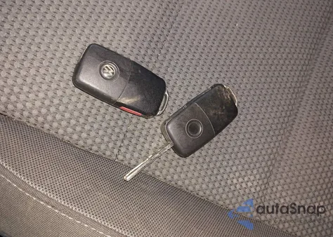 2011 Volkswagen Jetta Sportwagen 2.5L S from USA, damaged, VIN 3VWPZ7AJ8BM634710